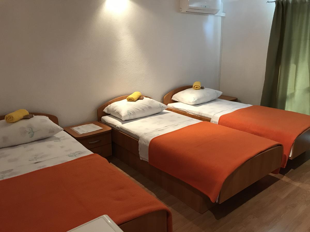 Room Ivana Неум Экстерьер фото